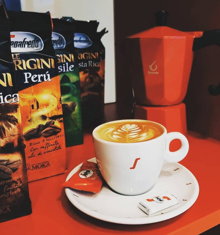 SZ Visuel 5 Comment faire un café avec une cafetière italienne